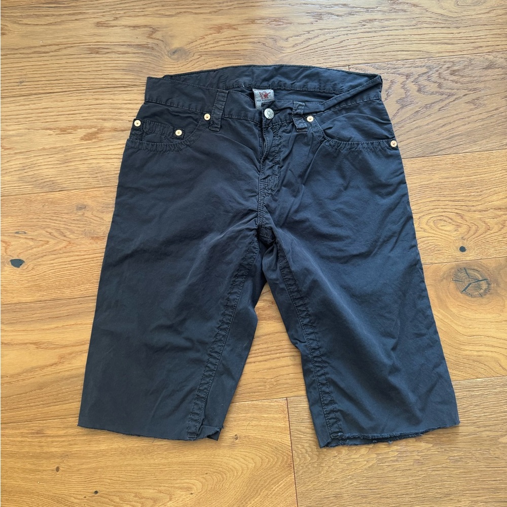 MENS TRUE RELIGION CARGO CUT OFF SHORTS SIZE 34